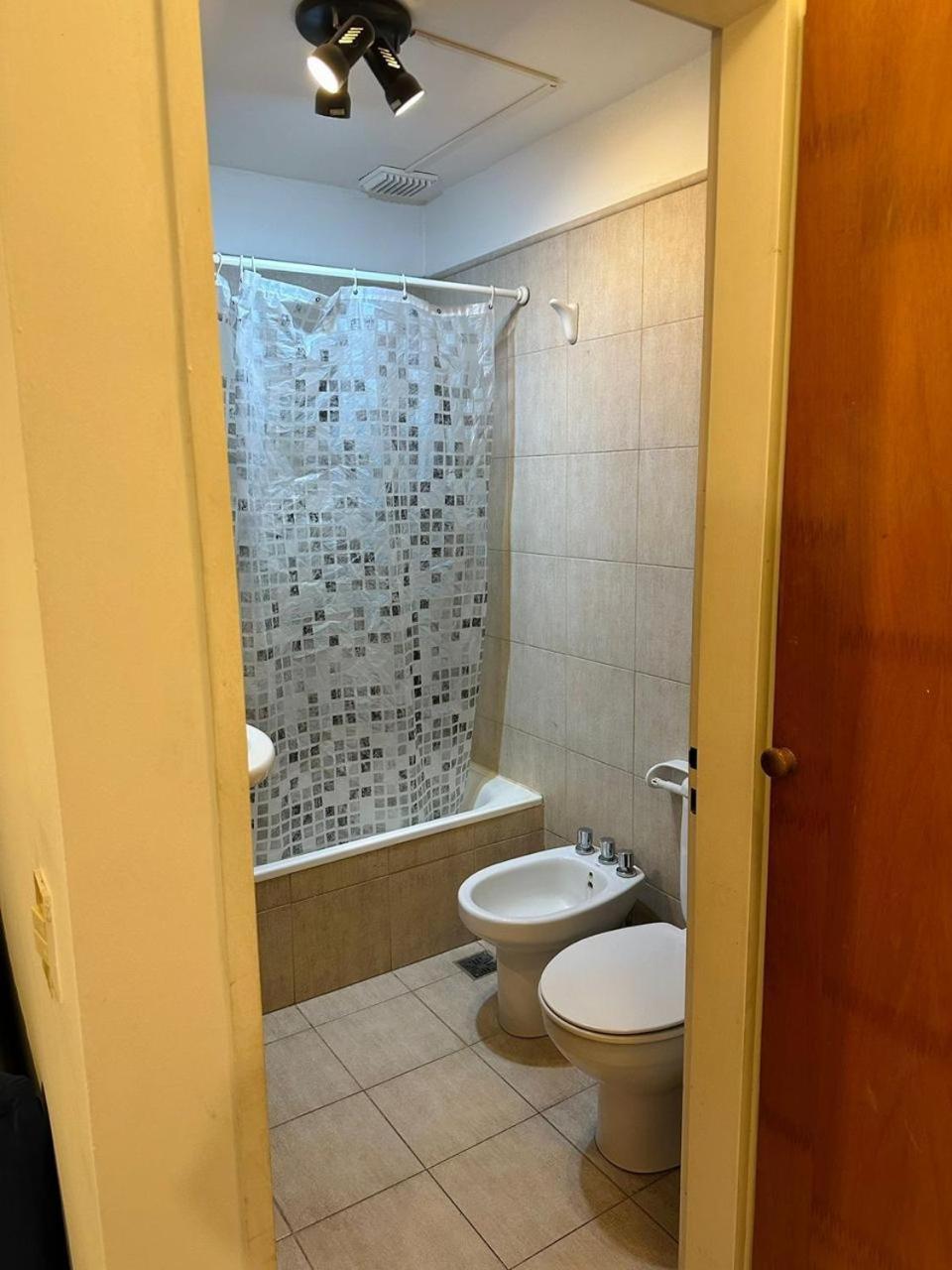 Hermoso Apartamento En Country Hosp Univ Austral Pilar  Exterior foto